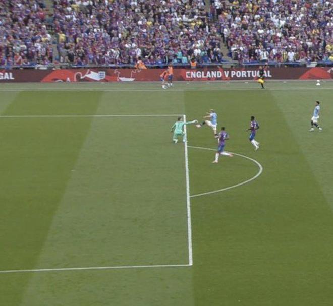 结合了迪士 结合了迪士